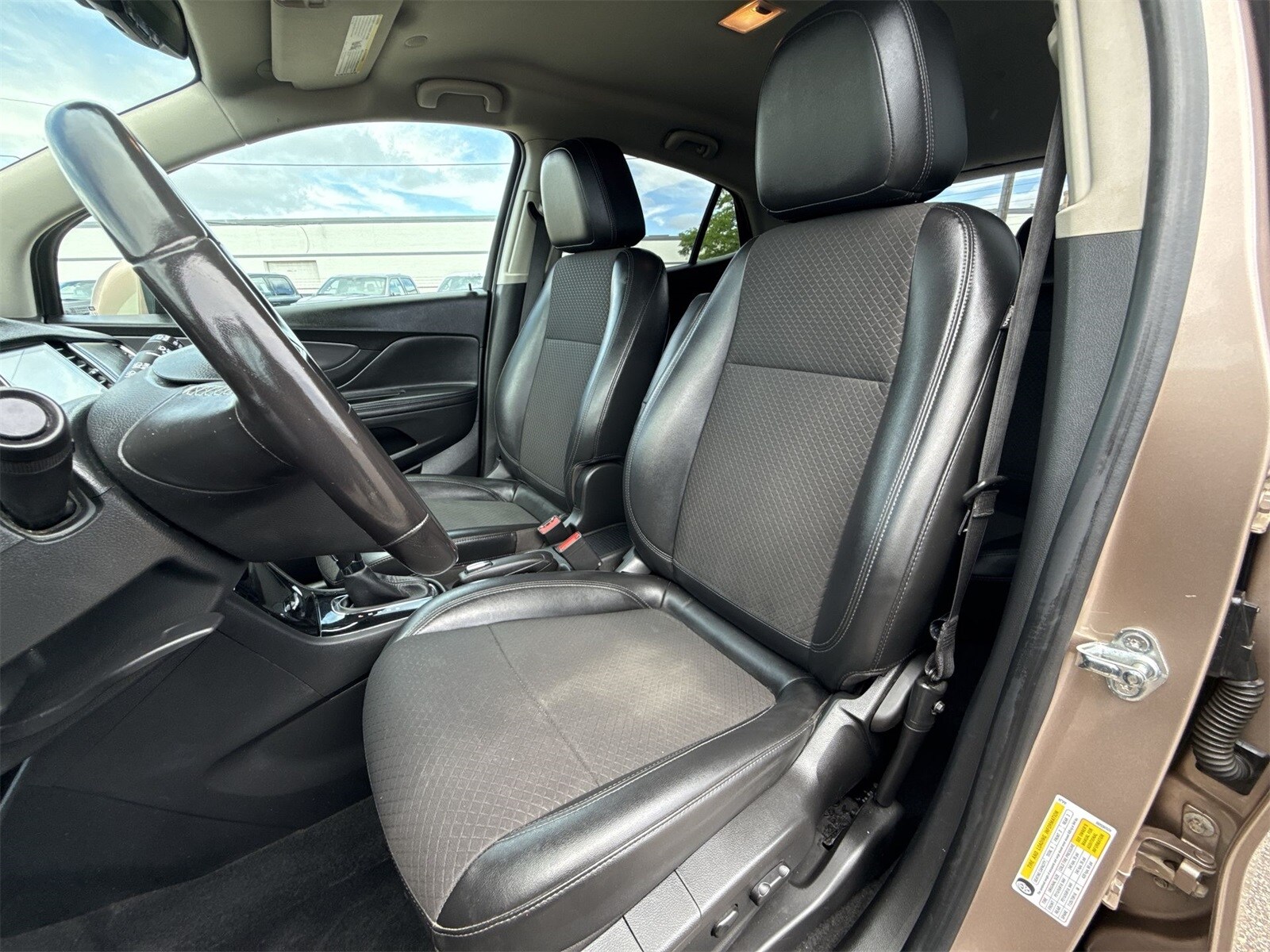 Thumbnail: 2019 Buick Encore - 17