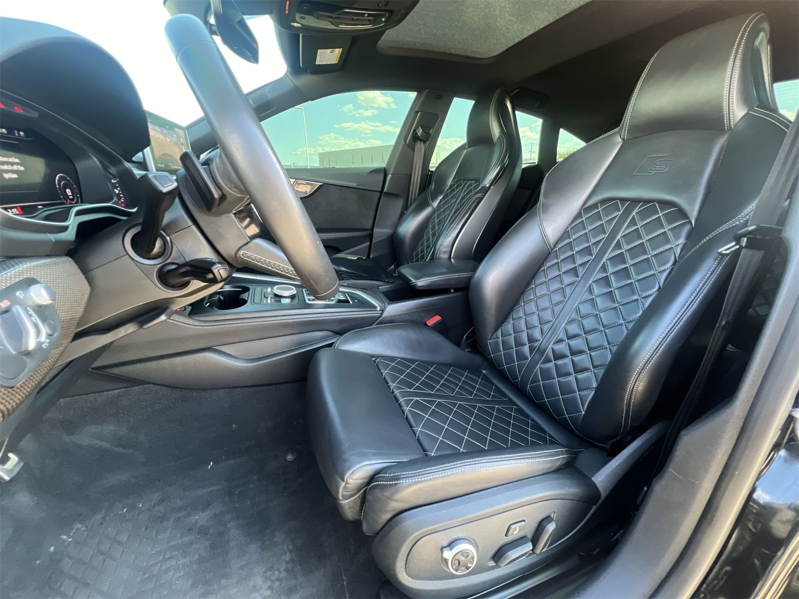 Thumbnail: 2019 Audi S5 - 17
