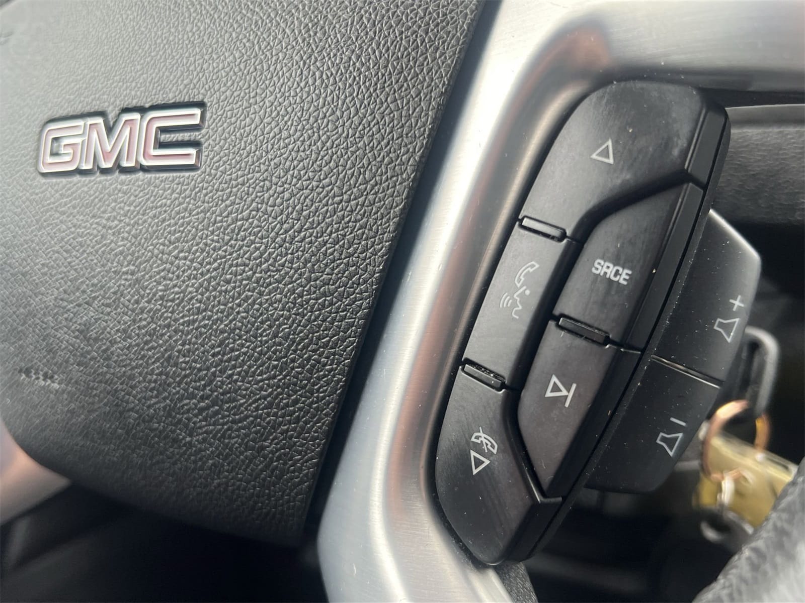 Thumbnail: 2015 GMC Acadia - 25