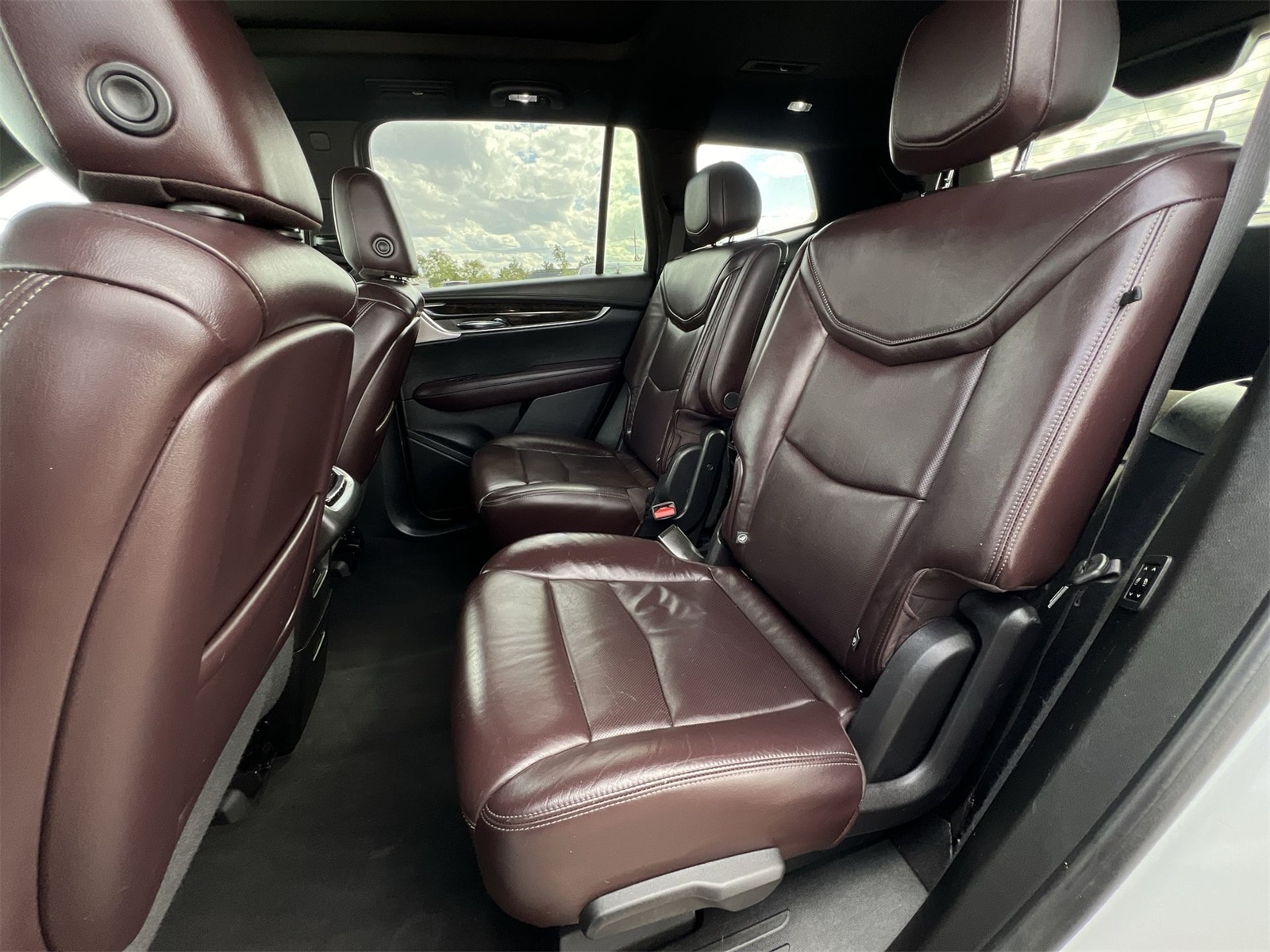 Thumbnail: 2020 Cadillac XT6 - 20
