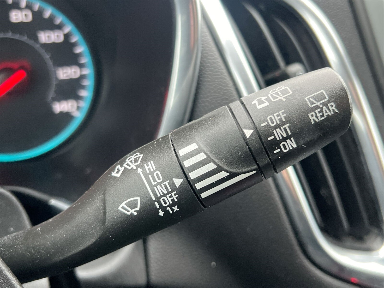 Thumbnail: 2018 Chevrolet Equinox - 25