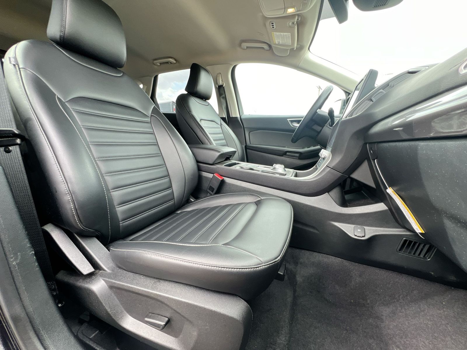 Thumbnail: 2023 Ford Edge - 21