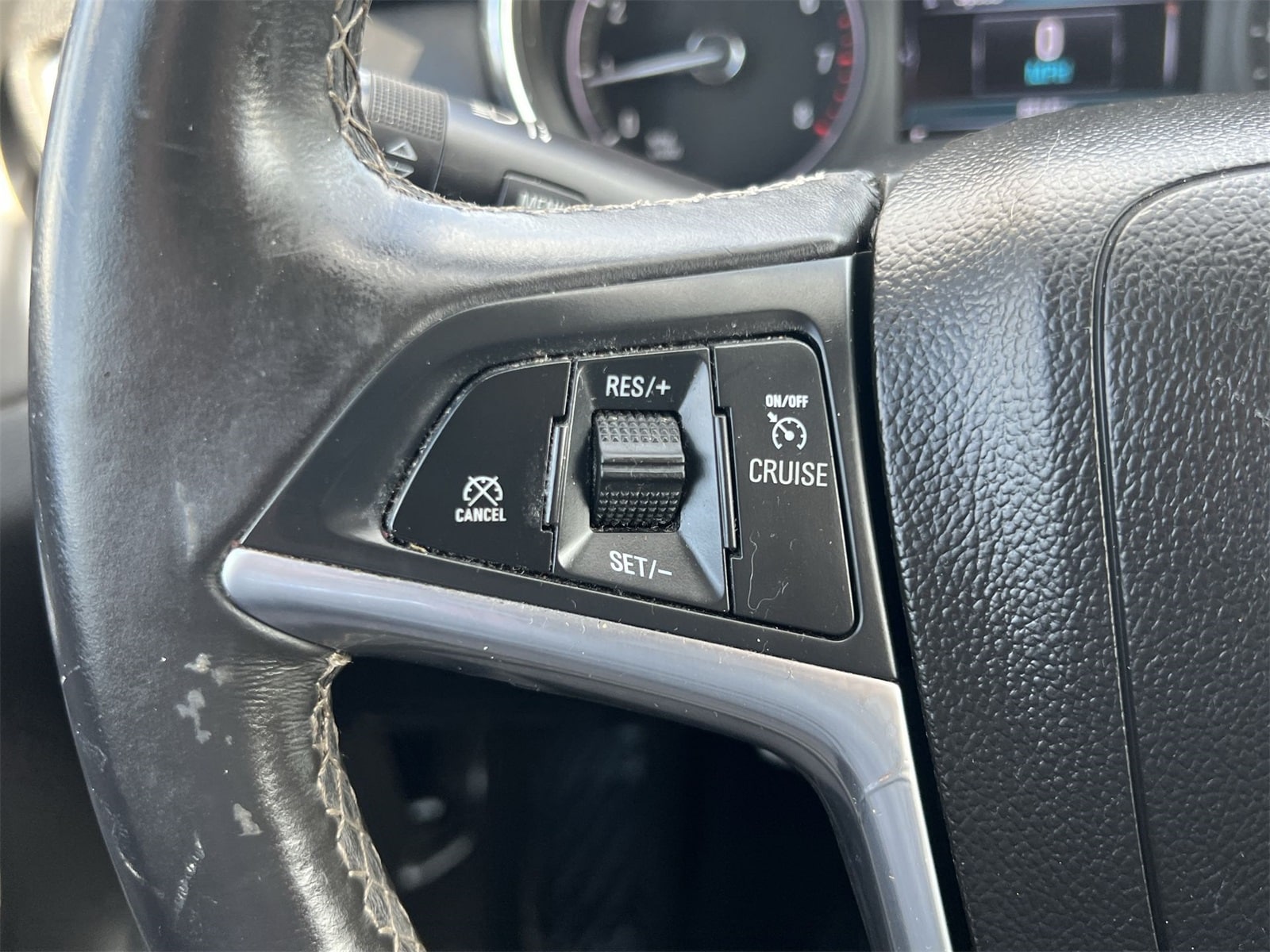 Thumbnail: 2018 Buick Encore - 24