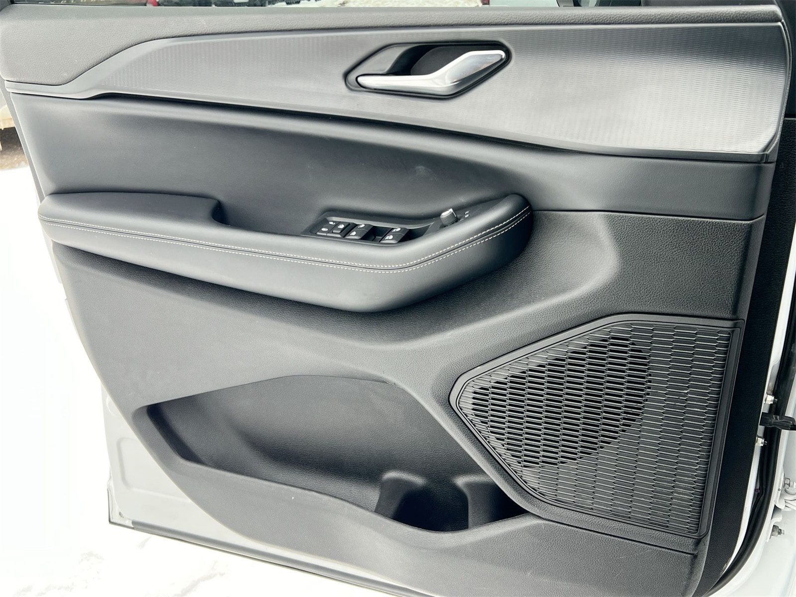 Thumbnail: 2023 Jeep Grand Cherokee - 30