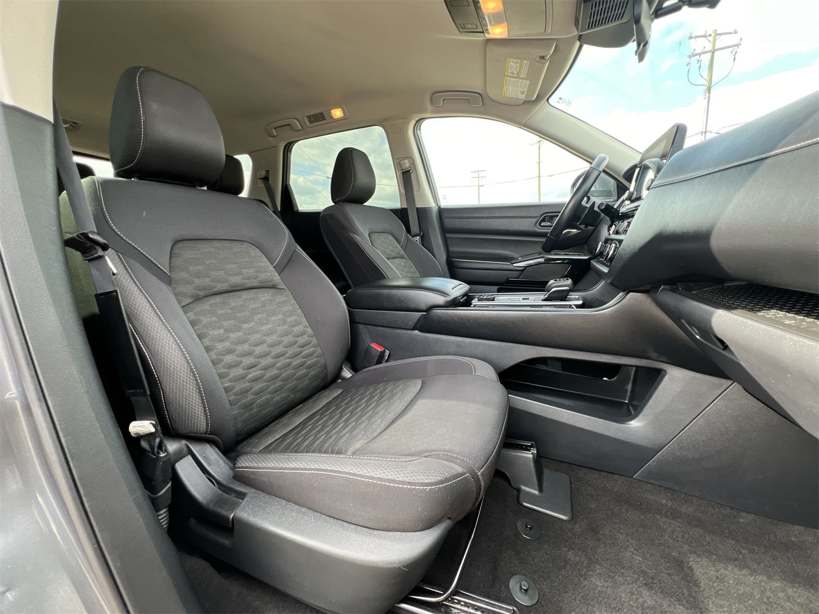 Thumbnail: 2023 Nissan Pathfinder - 22