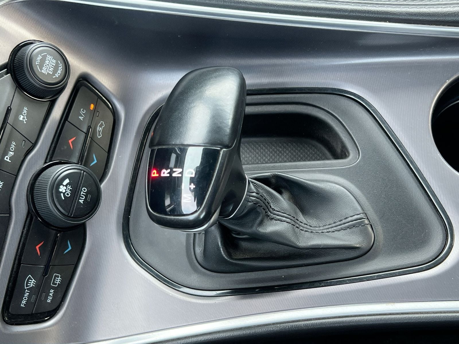 Thumbnail: 2020 Dodge Challenger - 29