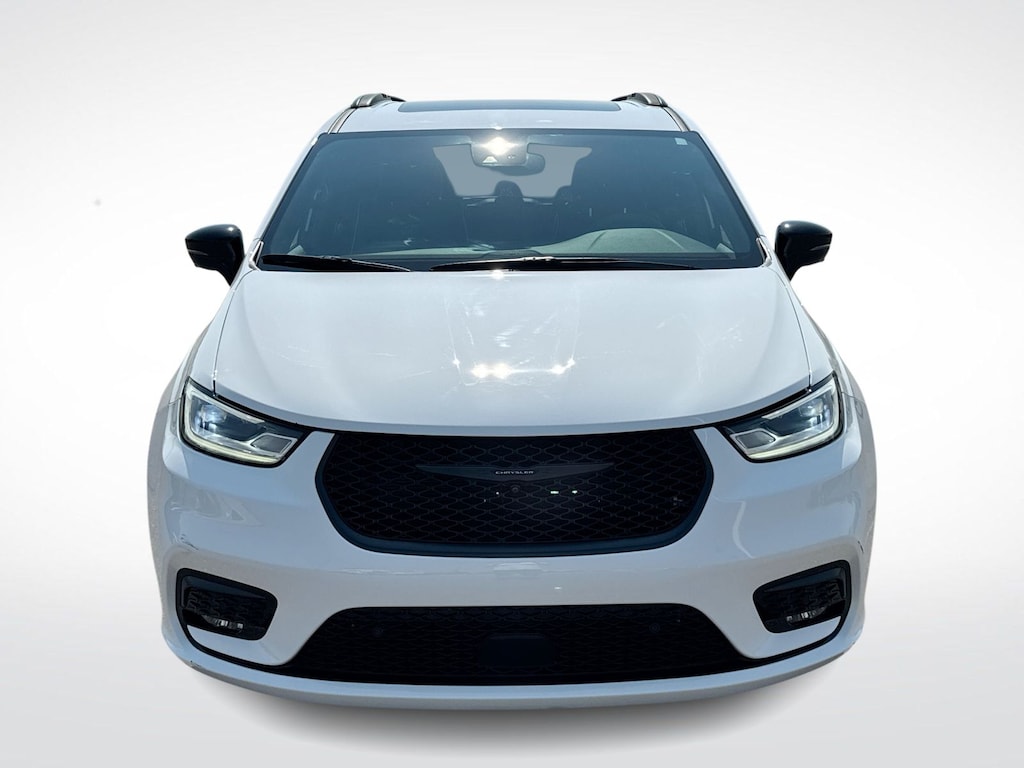 Certified 2023 Chrysler Pacifica Limited Minivan/Van