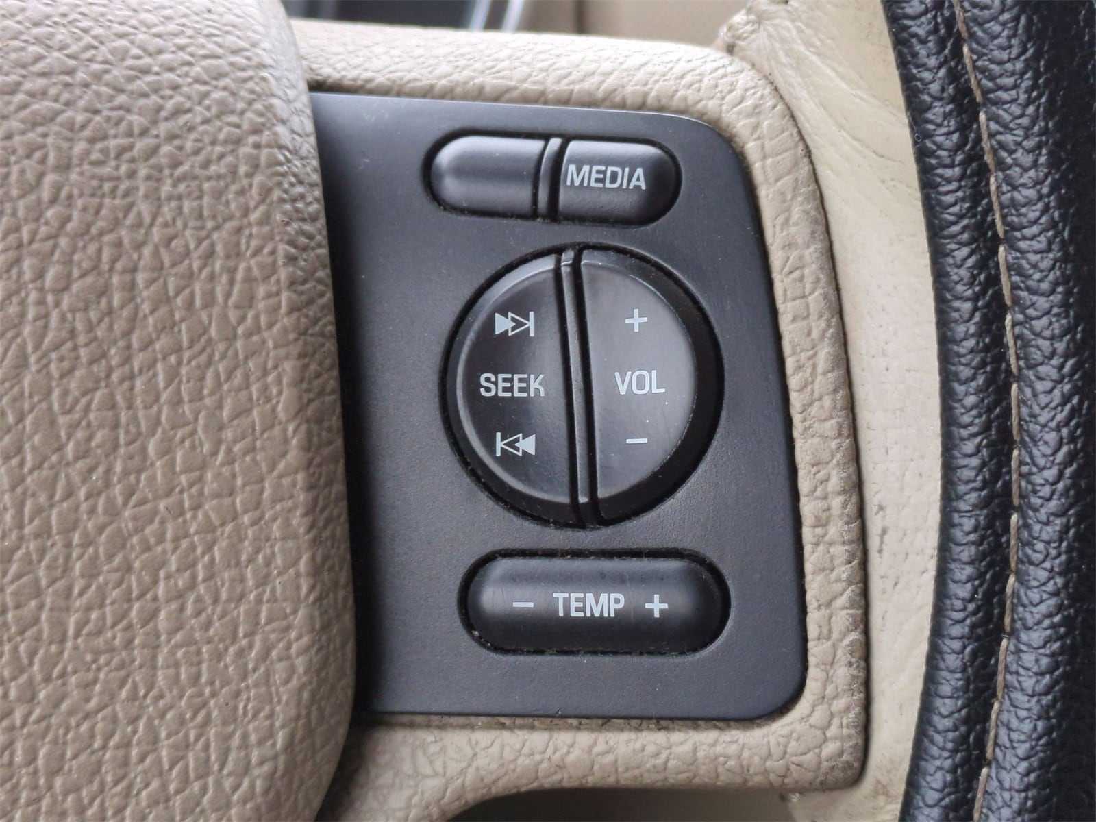 2007 Ford Explorer Sport Trac Limited 24