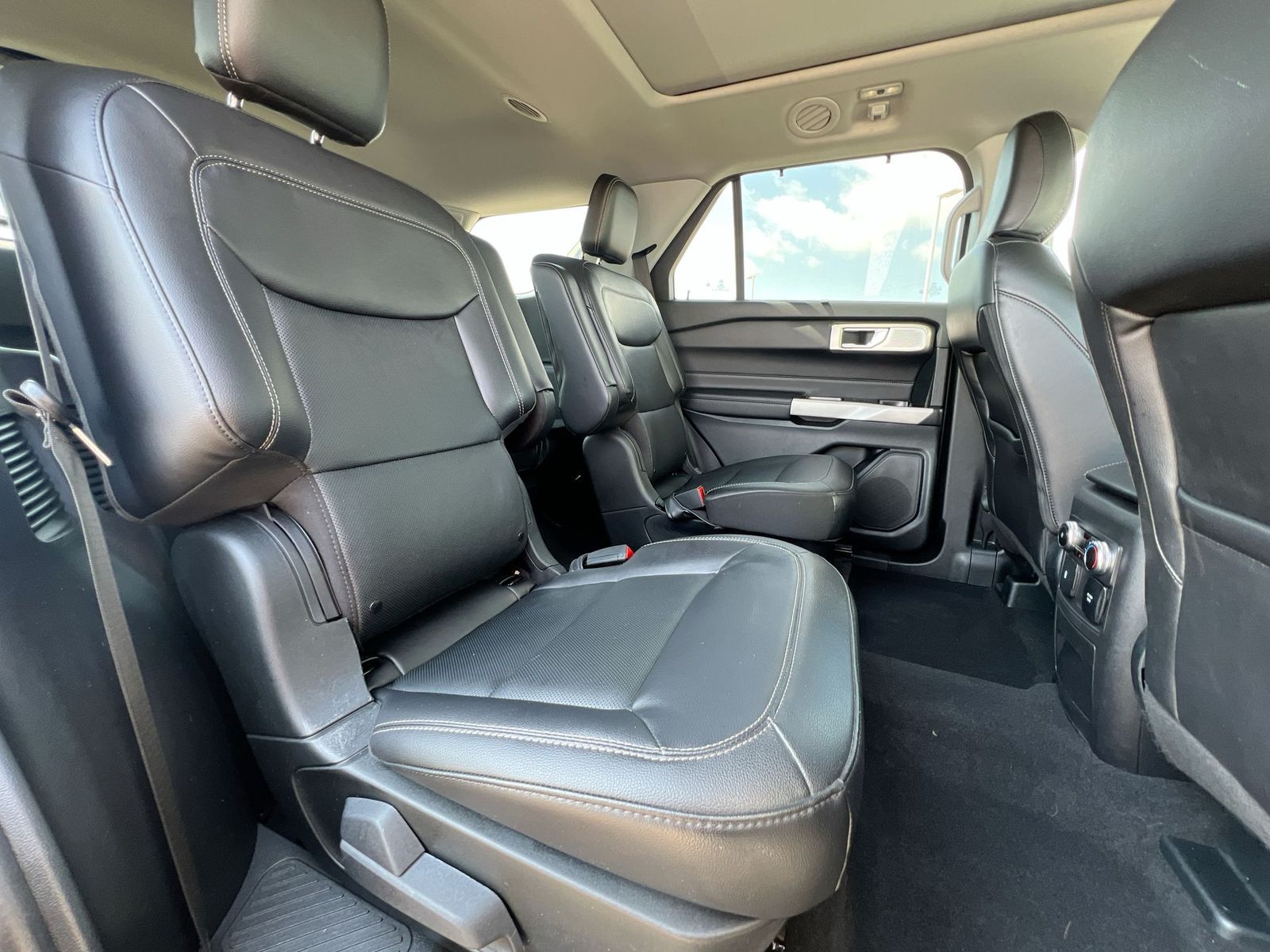 Thumbnail: 2024 Ford Explorer - 20