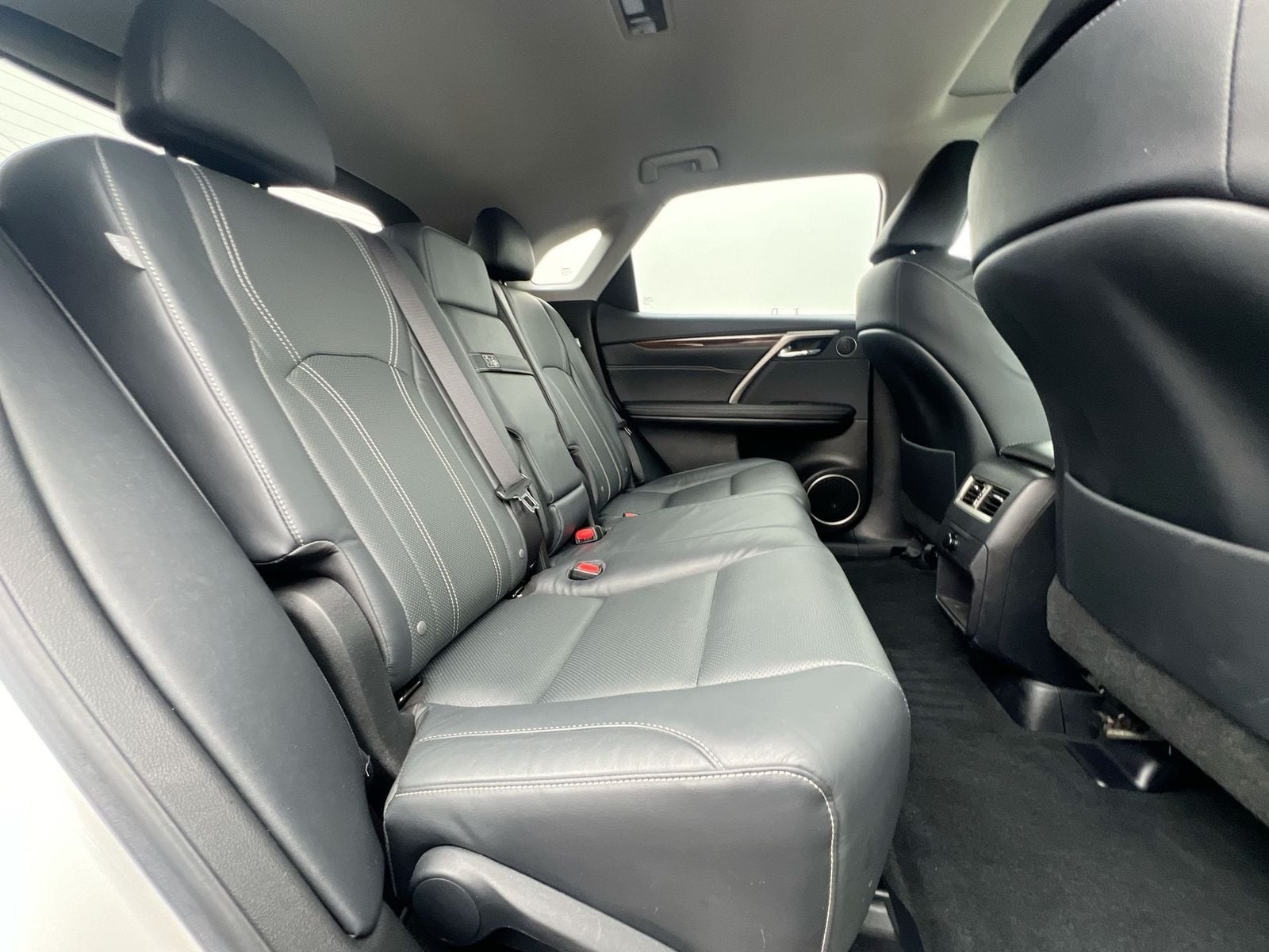 Thumbnail: 2019 Lexus RX - 20