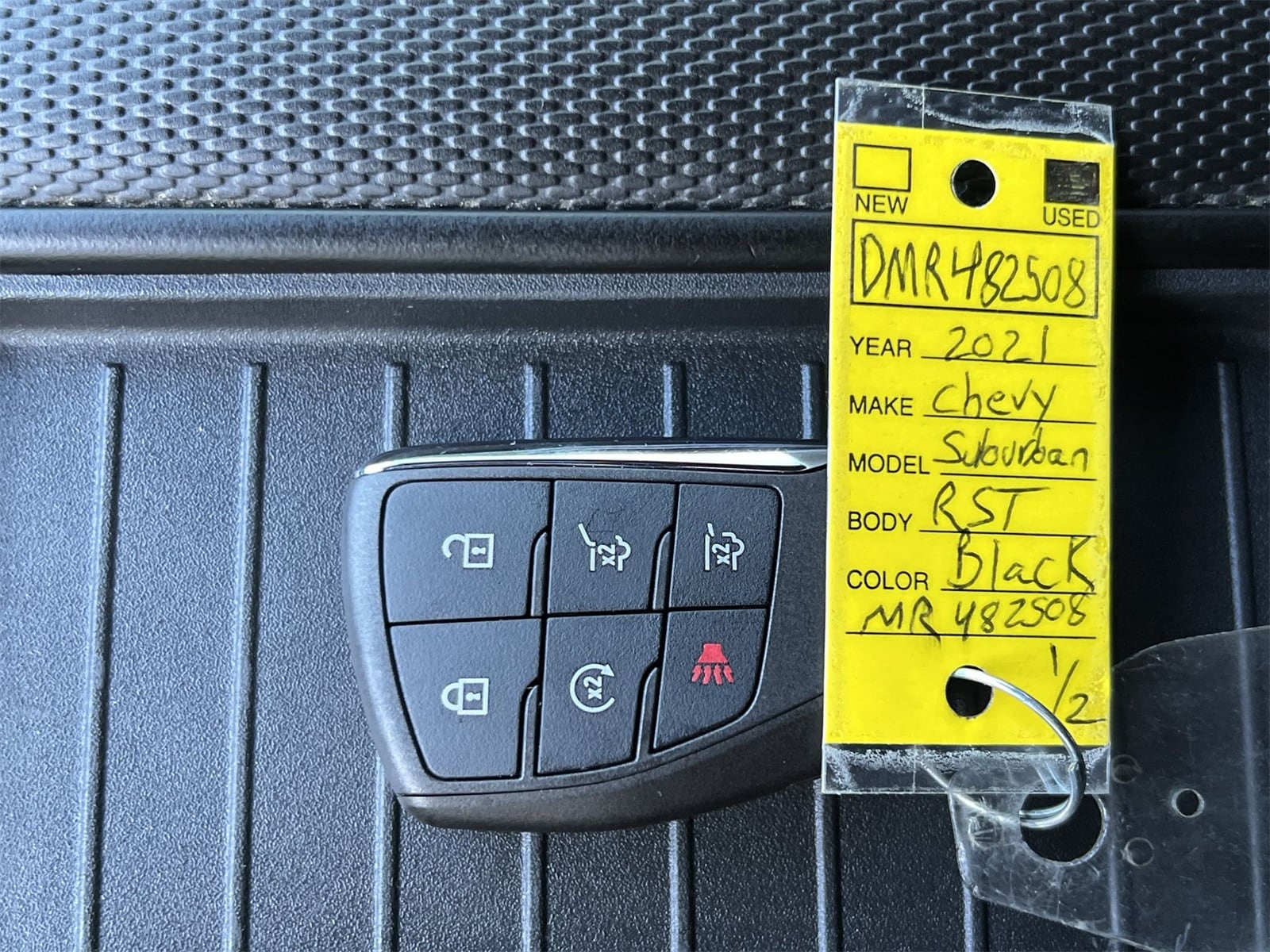 Thumbnail: 2021 Chevrolet Suburban - 34