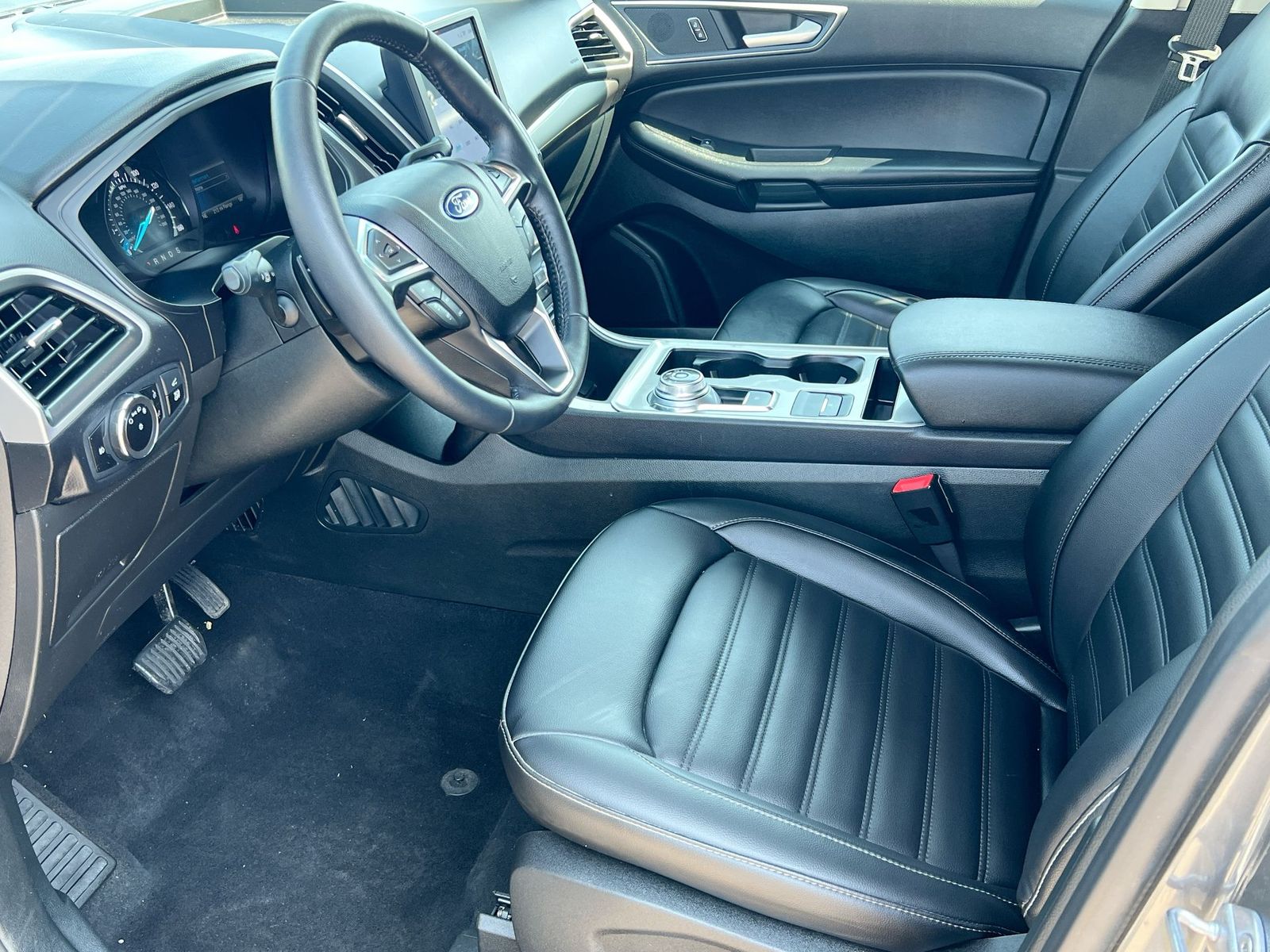 Thumbnail: 2023 Ford Edge - 10