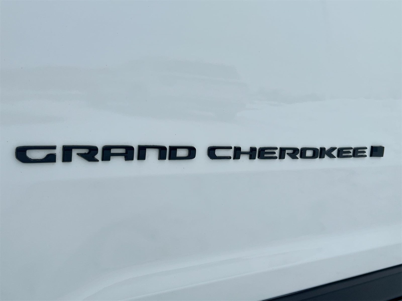 Thumbnail: 2023 Jeep Grand Cherokee - 13