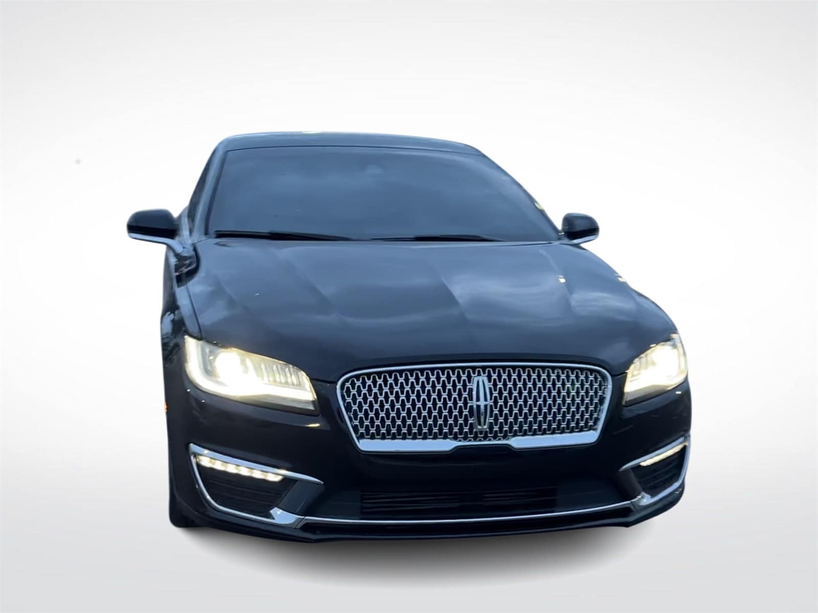 Thumbnail: 2018 Lincoln MKZ - 3