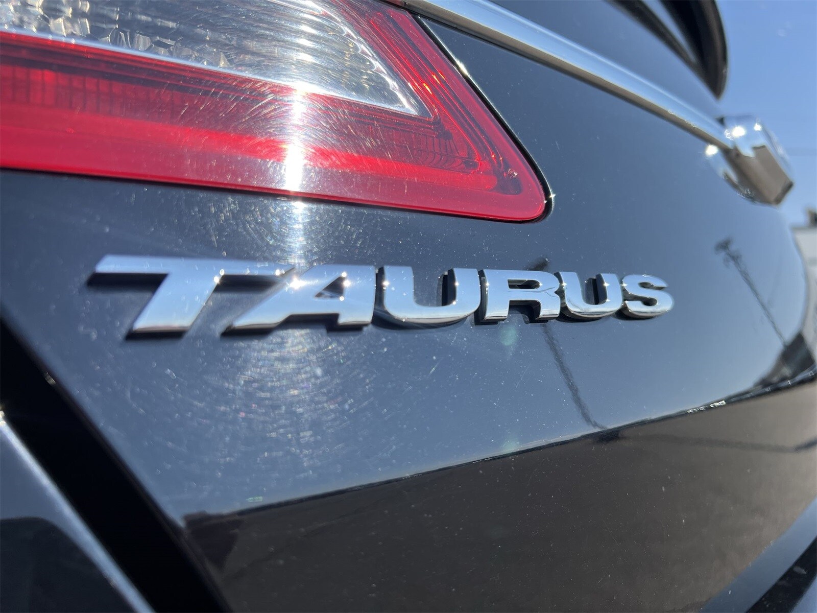 Thumbnail: 2017 Ford Taurus - 13