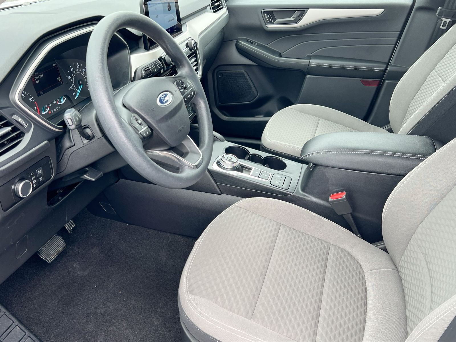 Thumbnail: 2022 Ford Escape - 10