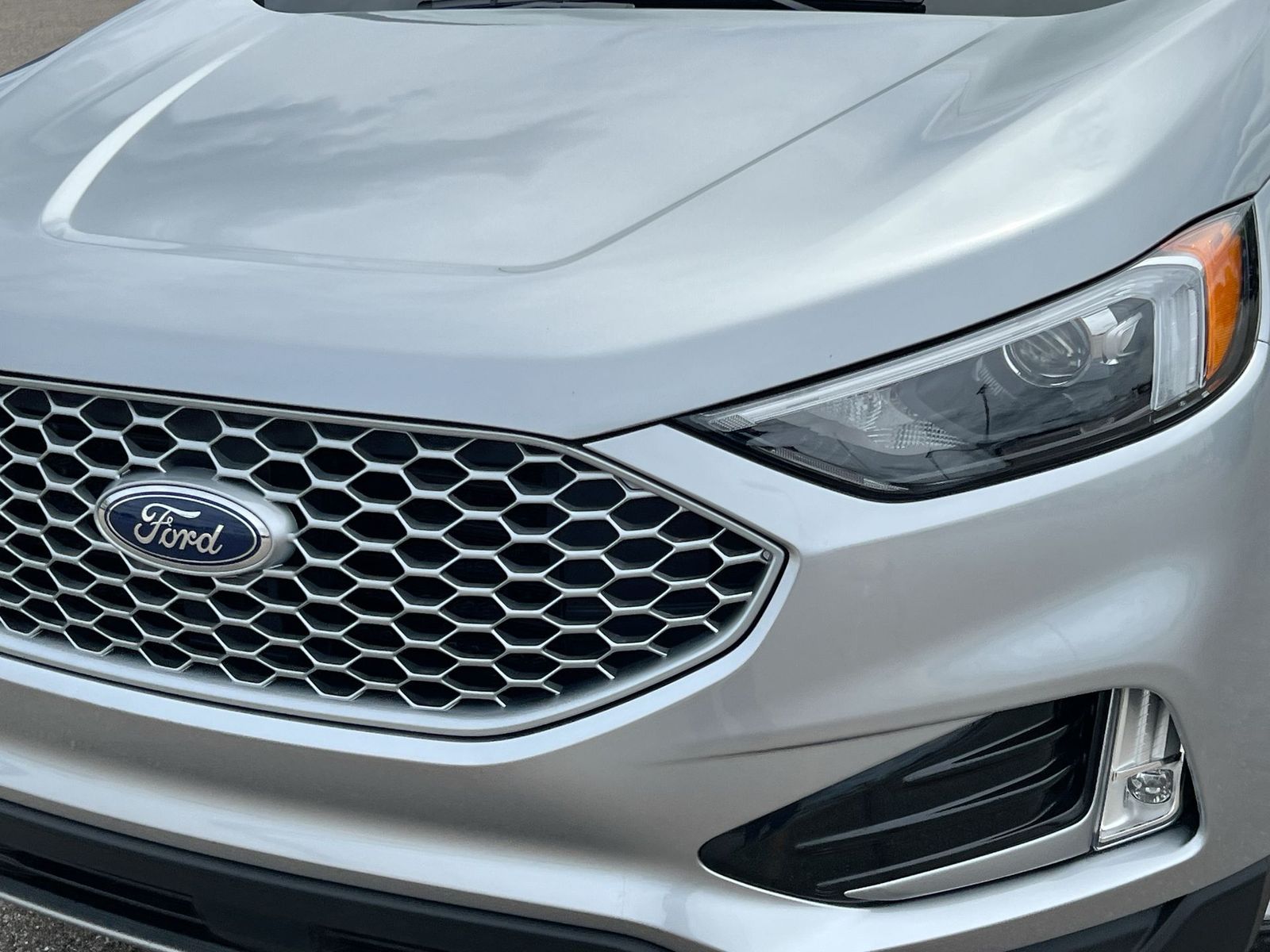 Thumbnail: 2023 Ford Edge - 10