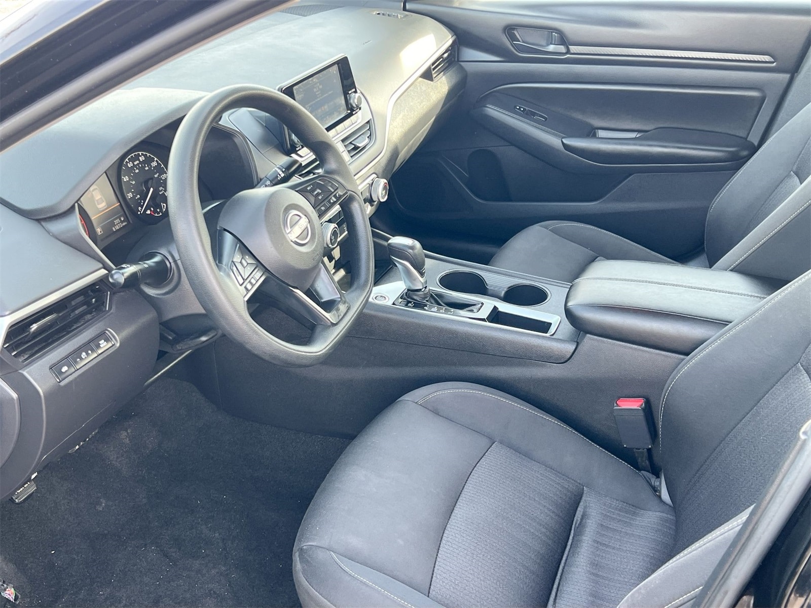 Thumbnail: 2023 Nissan Altima - 10