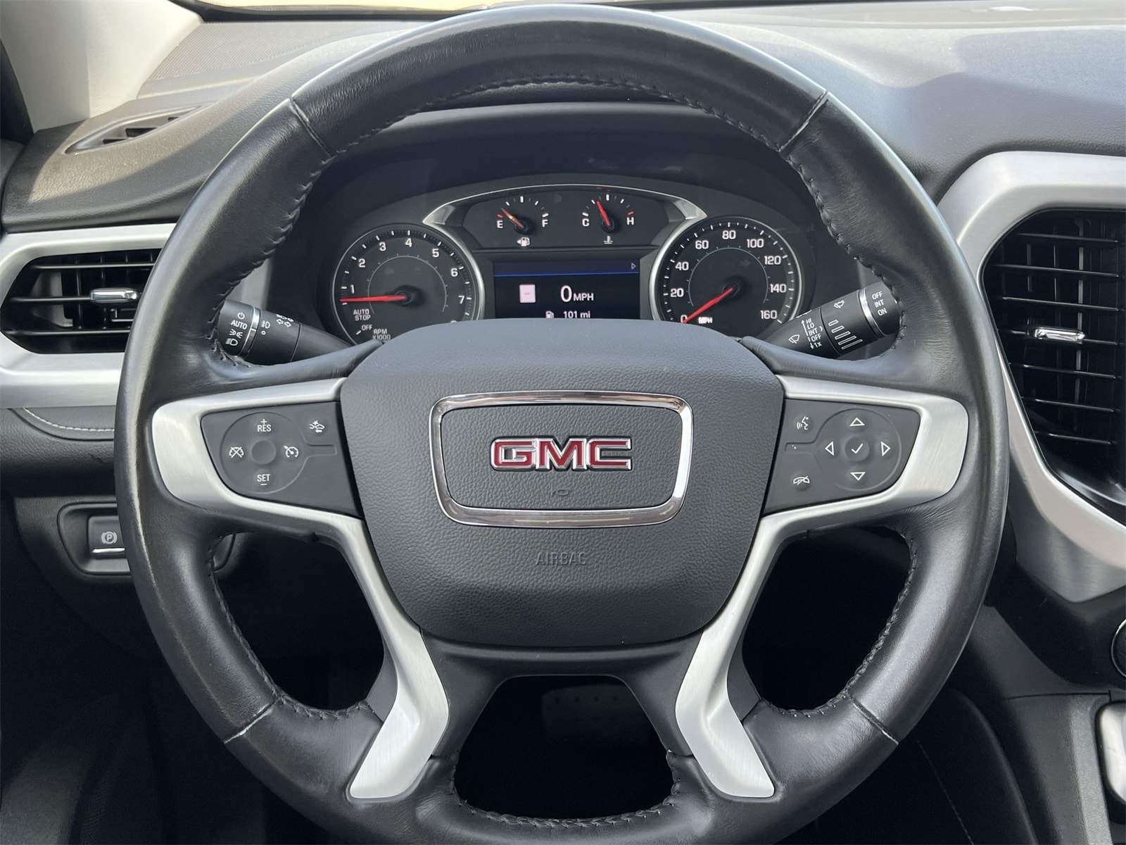 Thumbnail: 2022 GMC Acadia - 22