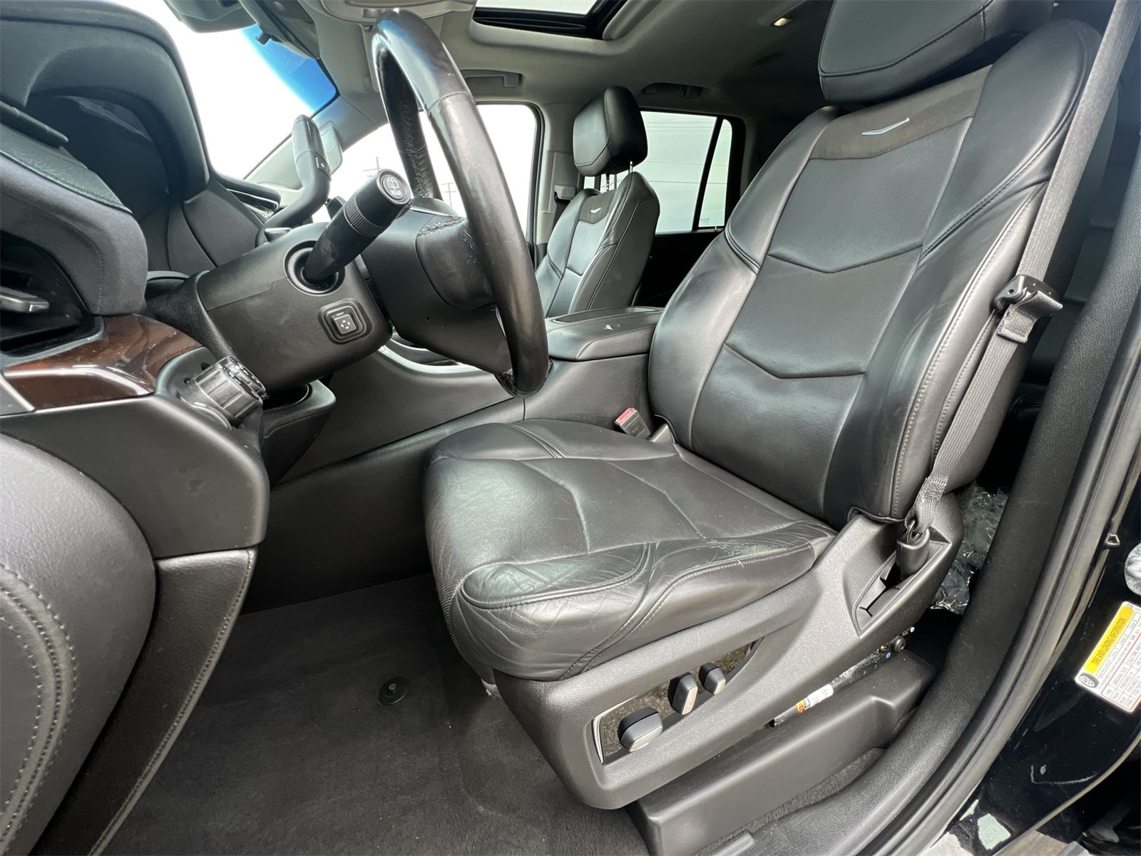Thumbnail: 2018 Cadillac Escalade - 18