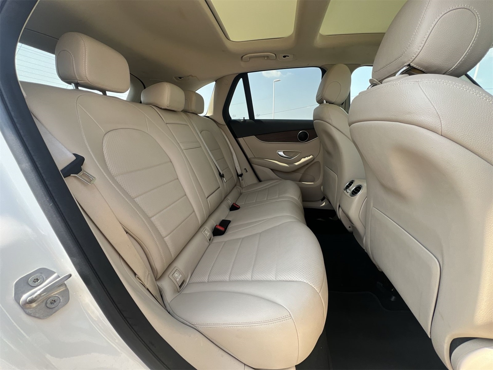Thumbnail: 2021 Mercedes-Benz GLC - 20