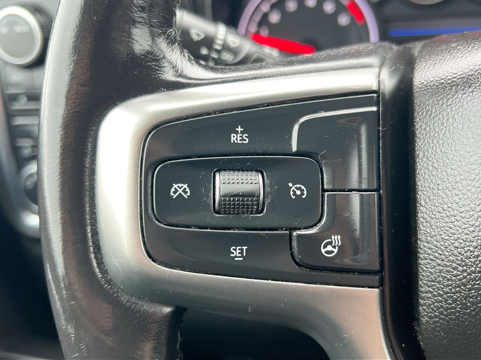 Thumbnail: 2020 Chevrolet Silverado 1500 - 23