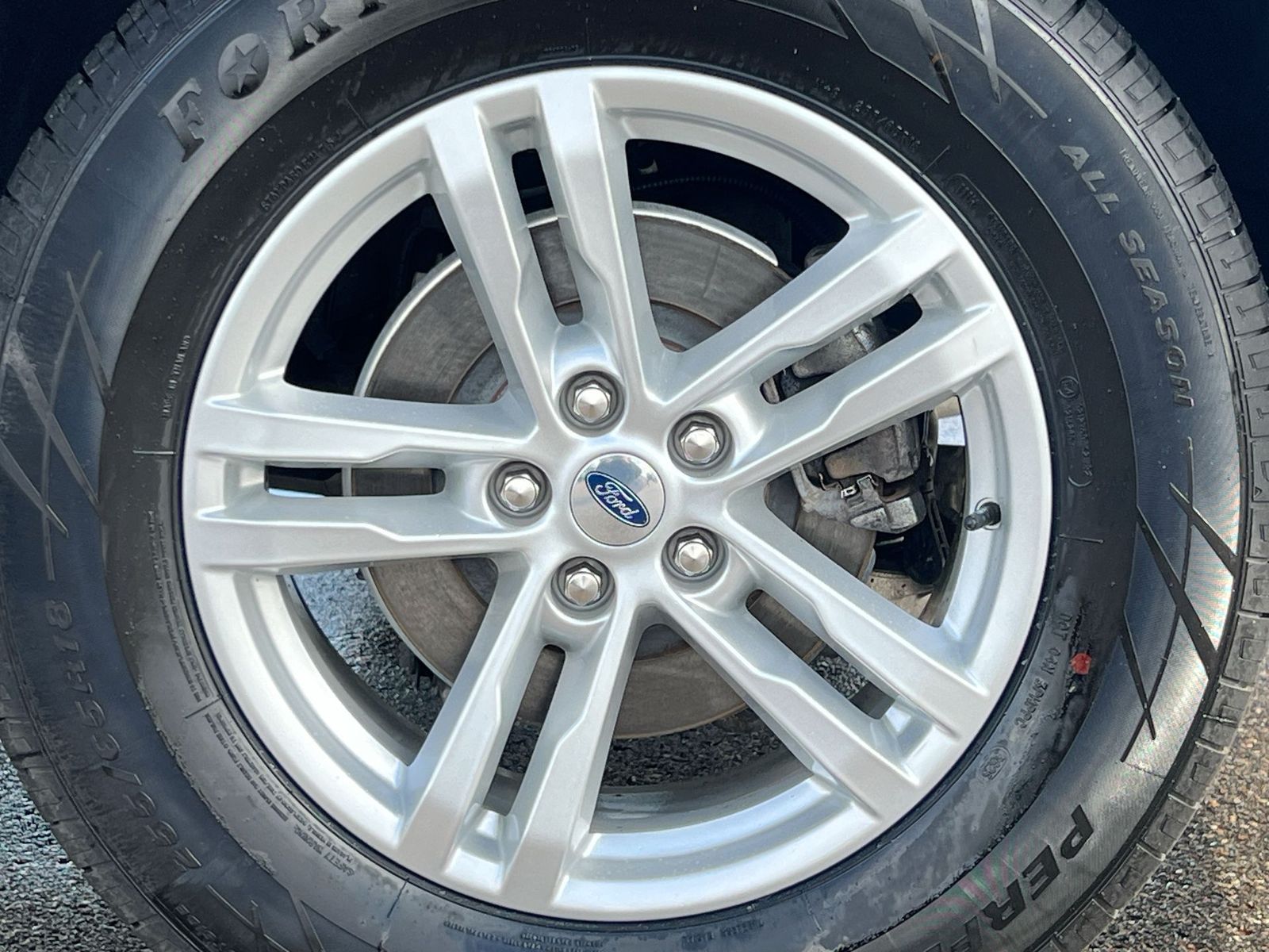 Thumbnail: 2022 Ford Explorer - 14