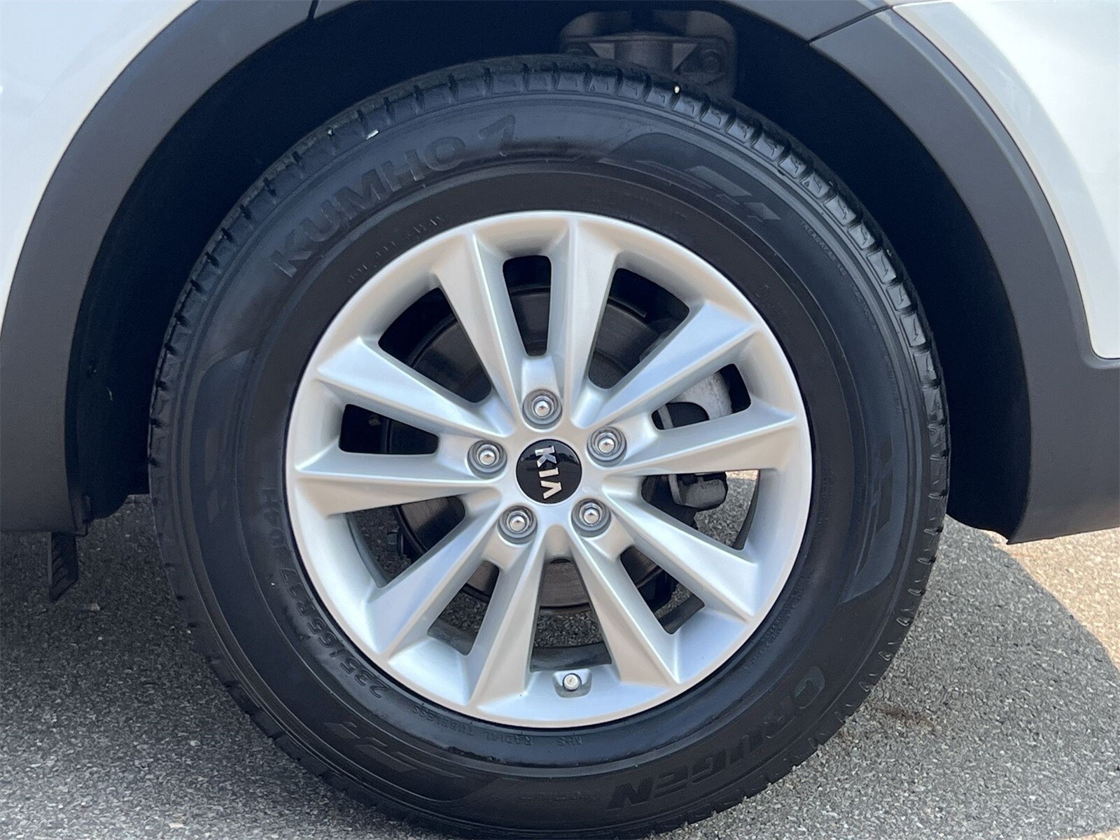 Thumbnail: 2020 Kia Sorento - 14