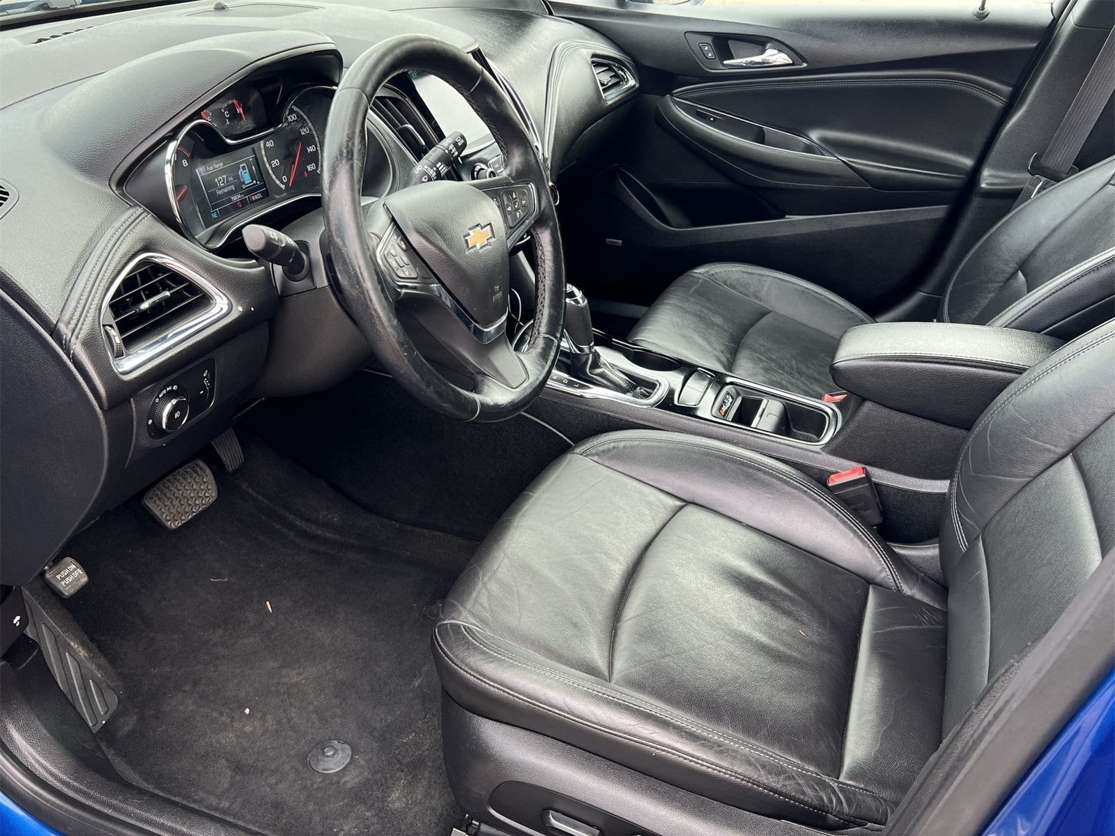 Thumbnail: 2017 Chevrolet Cruze - 10