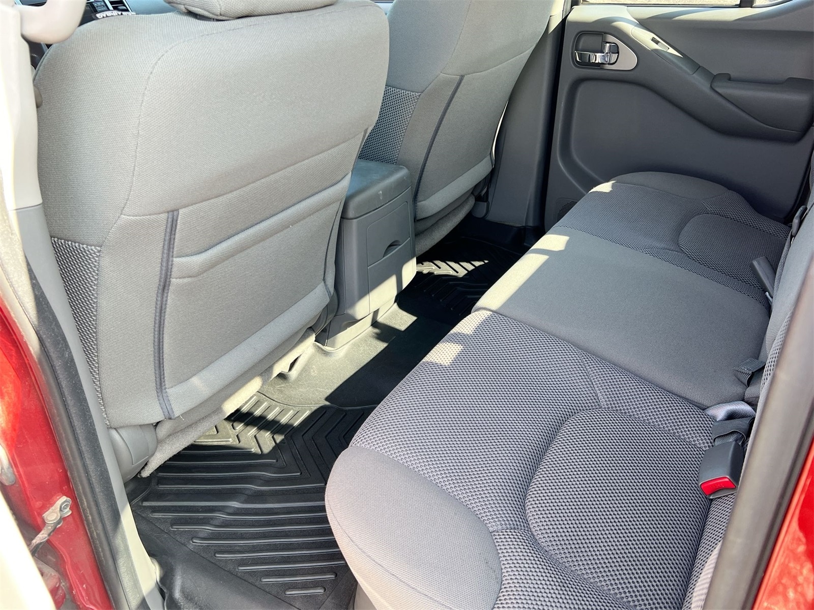 Thumbnail: 2018 Nissan Frontier - 18