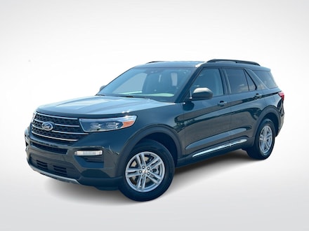 Used 2024 Ford Explorer XLT SUV in Troy, MI