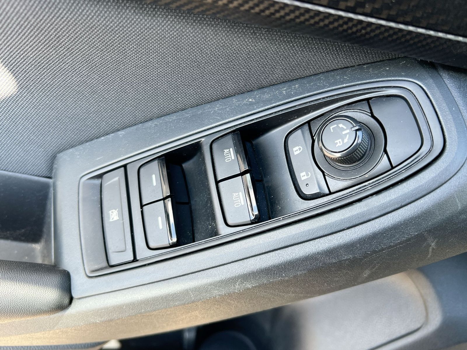 Thumbnail: 2019 Subaru Crosstrek - 17