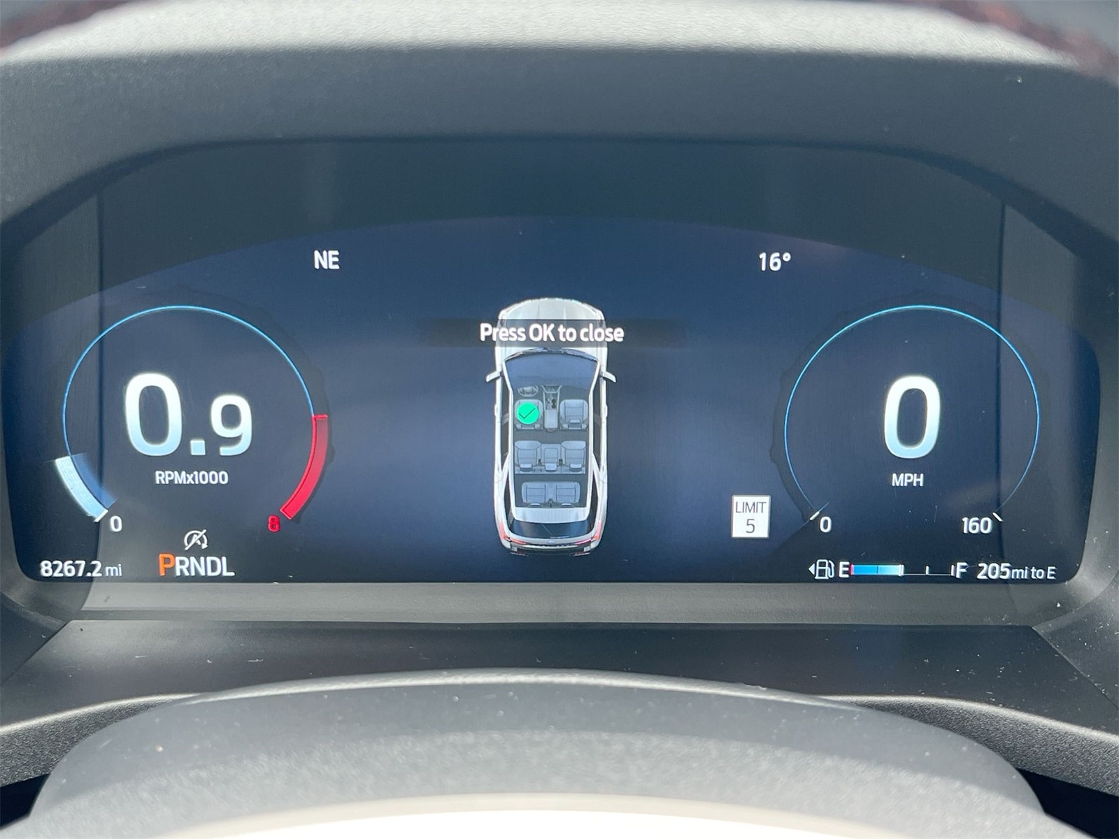 Thumbnail: 2025 Ford Explorer - 32