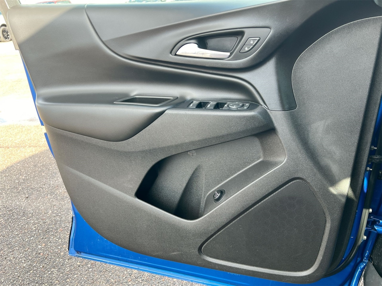 Thumbnail: 2019 Chevrolet Equinox - 31