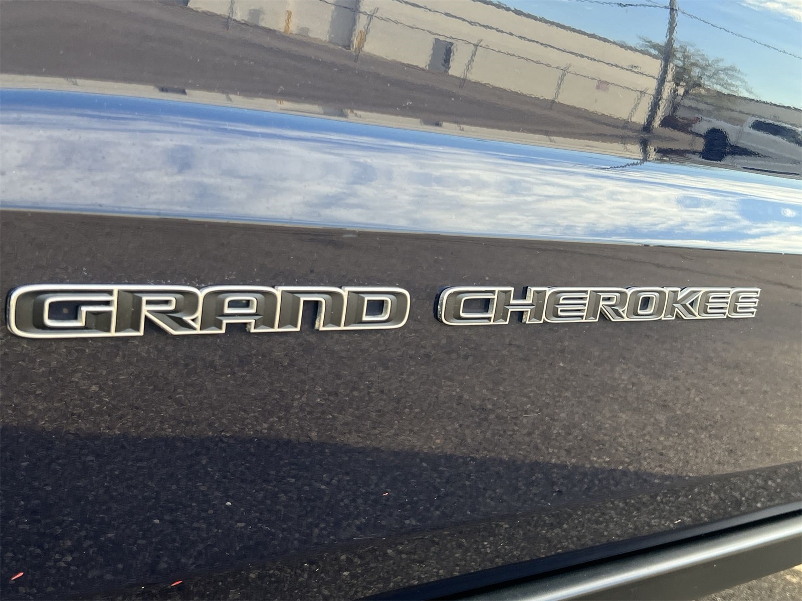 Thumbnail: 2017 Jeep Grand Cherokee - 13