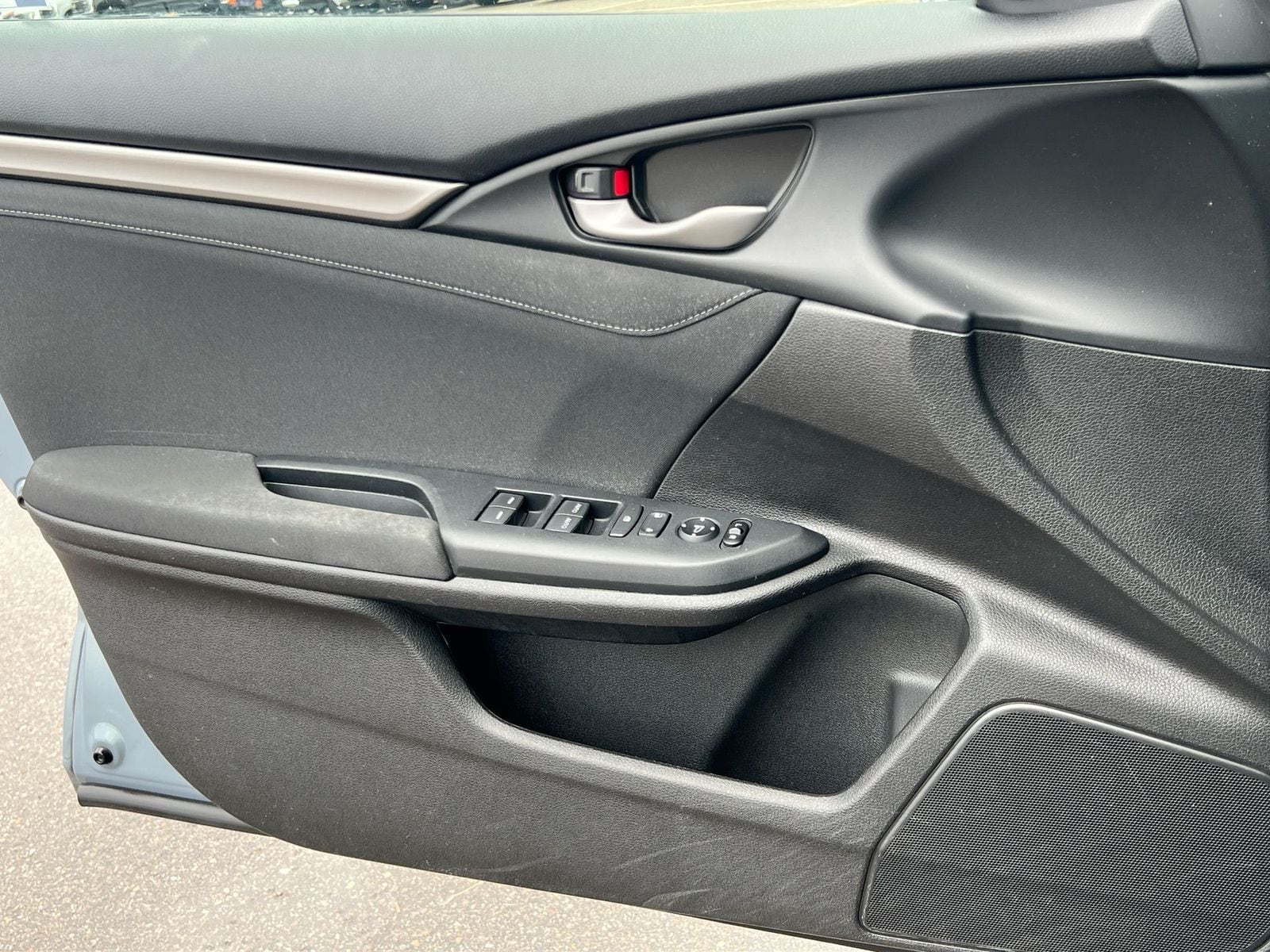 Thumbnail: 2017 Honda Civic - 29