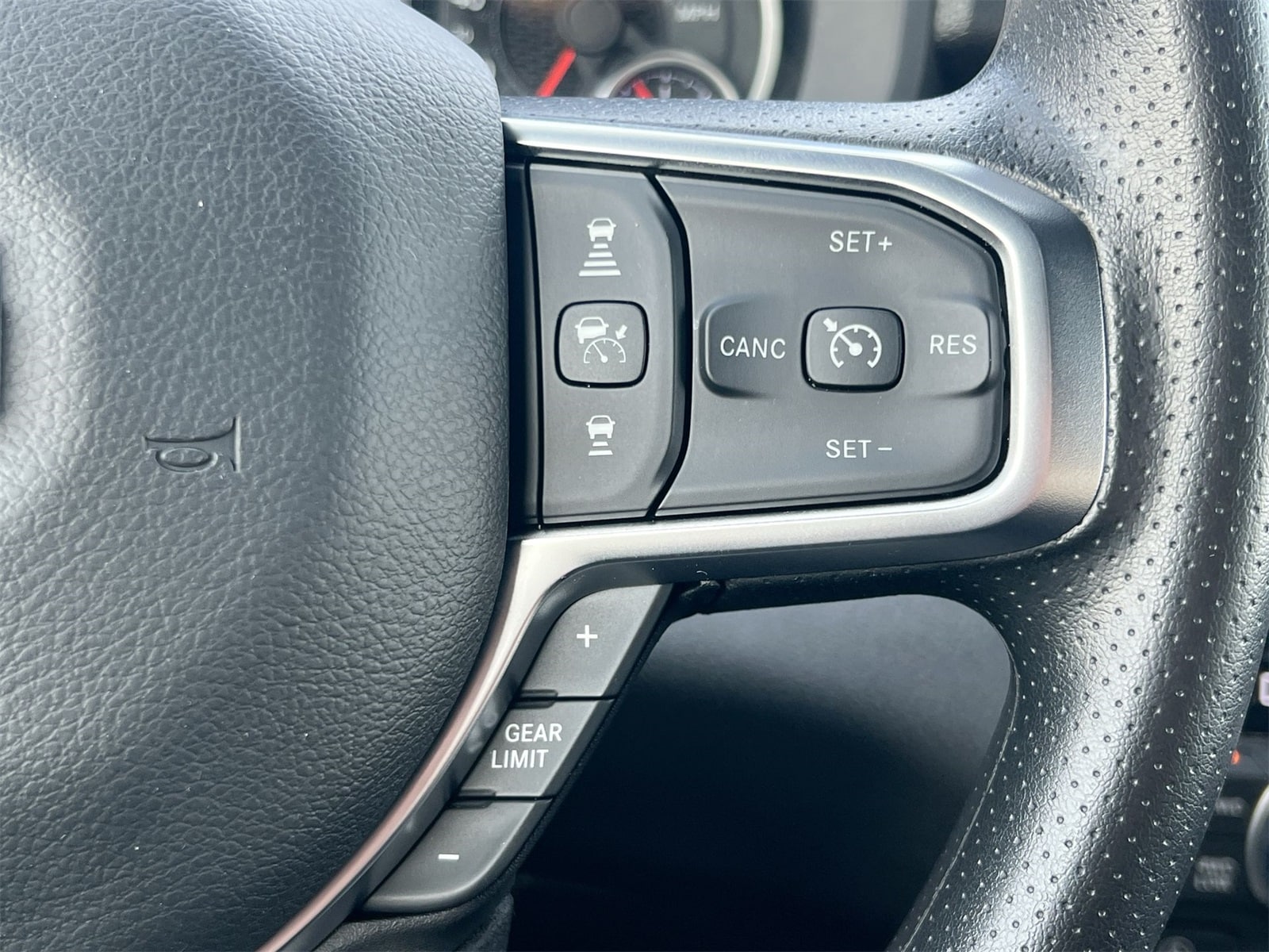 Thumbnail: 2025 RAM 1500 - 24