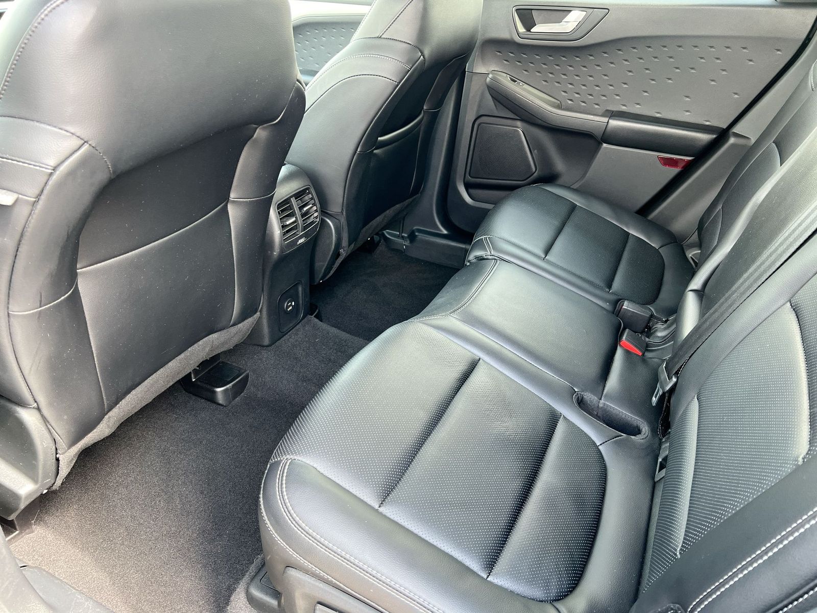 Thumbnail: 2020 Ford Escape - 18