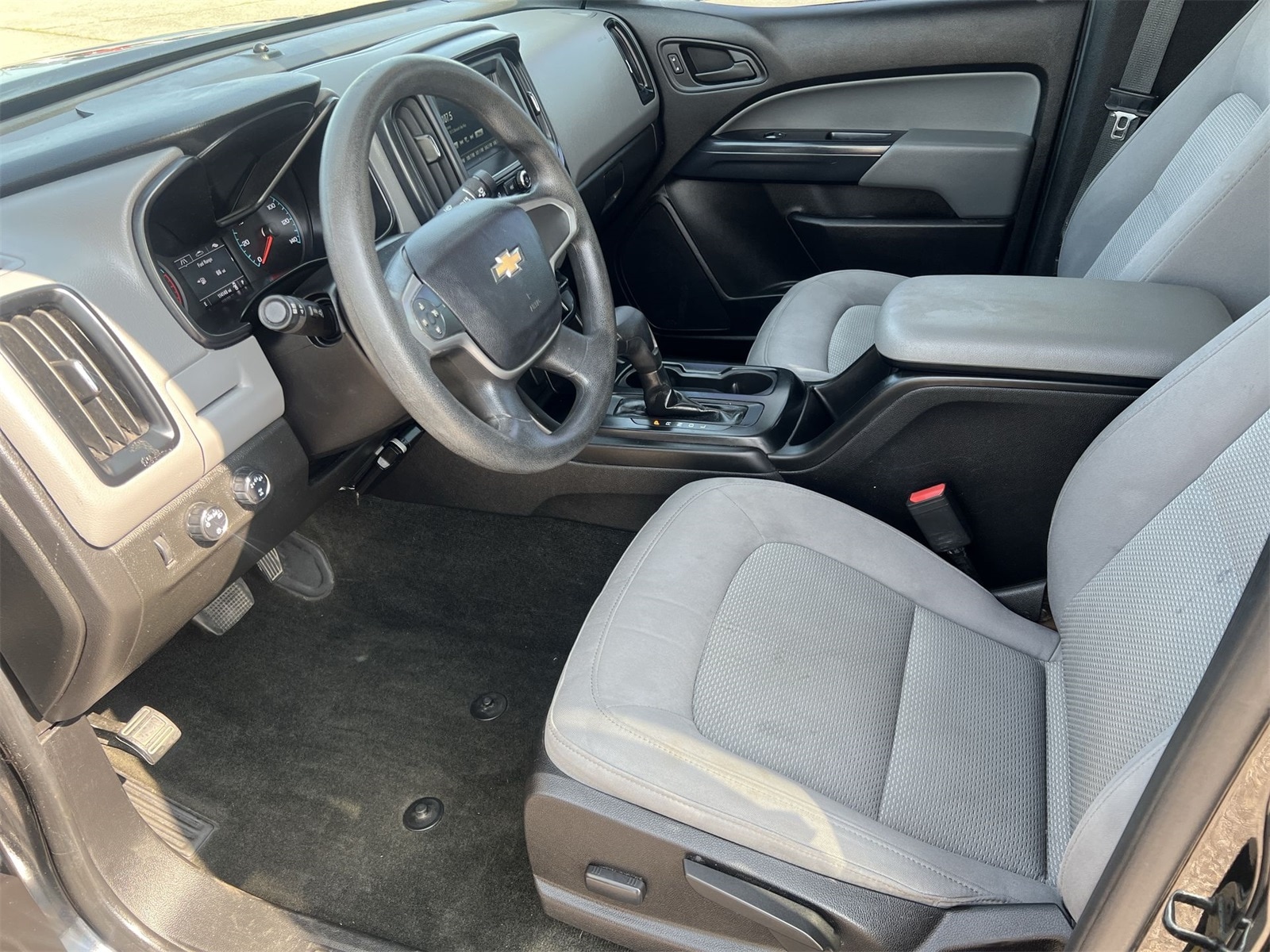 Thumbnail: 2017 Chevrolet Colorado - 10