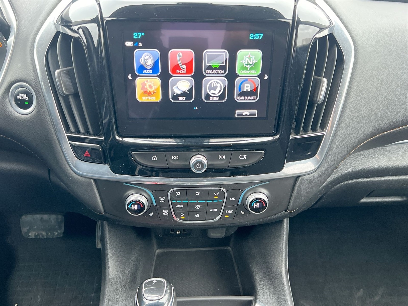 Thumbnail: 2018 Chevrolet Traverse - 27