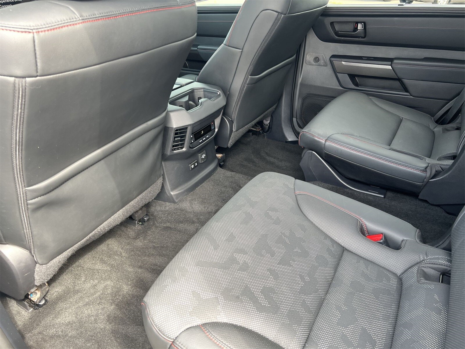 Thumbnail: 2024 Toyota Sequoia - 19