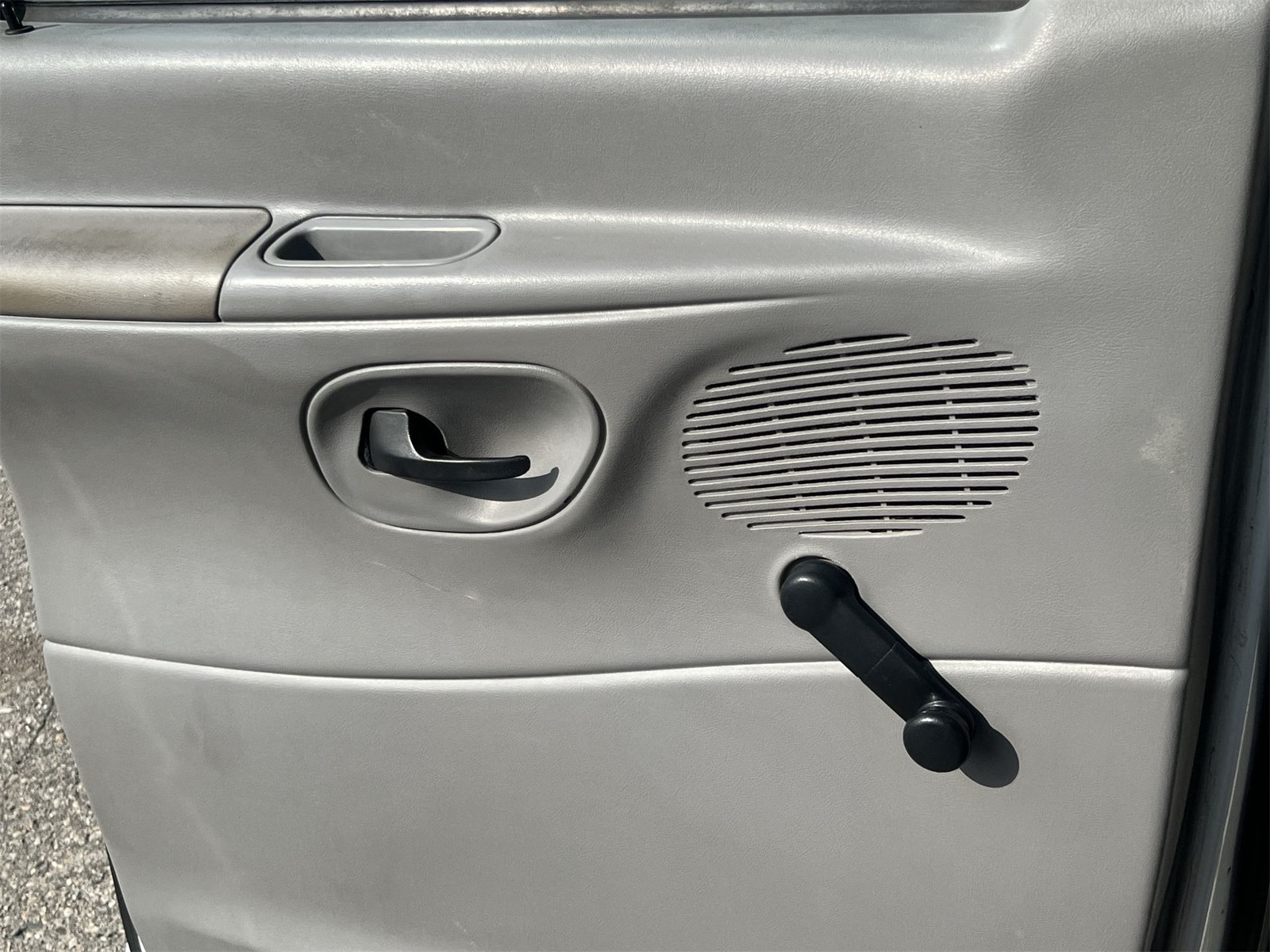 Thumbnail: 1999 Ford Econoline - 22