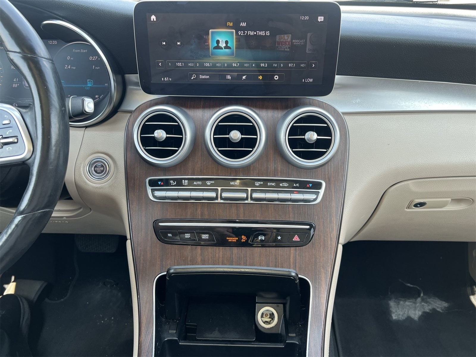 Thumbnail: 2021 Mercedes-Benz GLC - 26