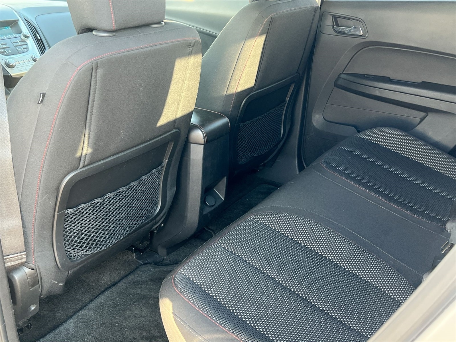 Thumbnail: 2011 Chevrolet Equinox - 18