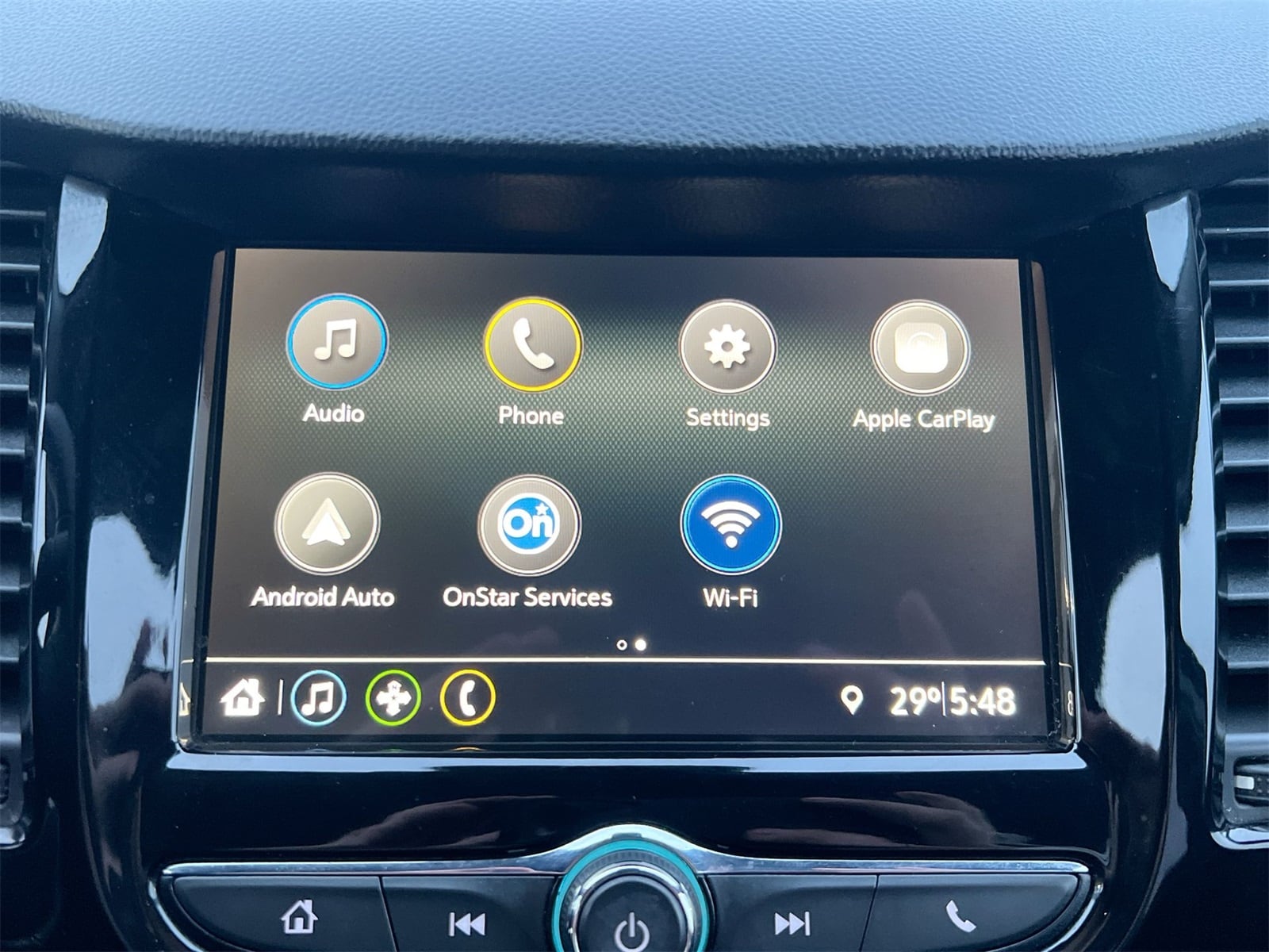 Thumbnail: 2019 Chevrolet Trax - 28