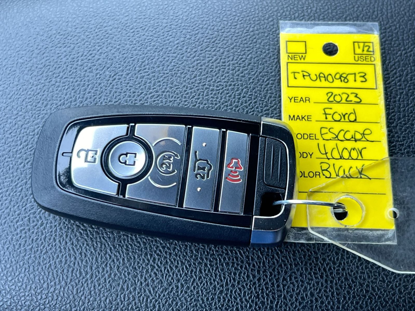 Thumbnail: 2023 Ford Escape - 34