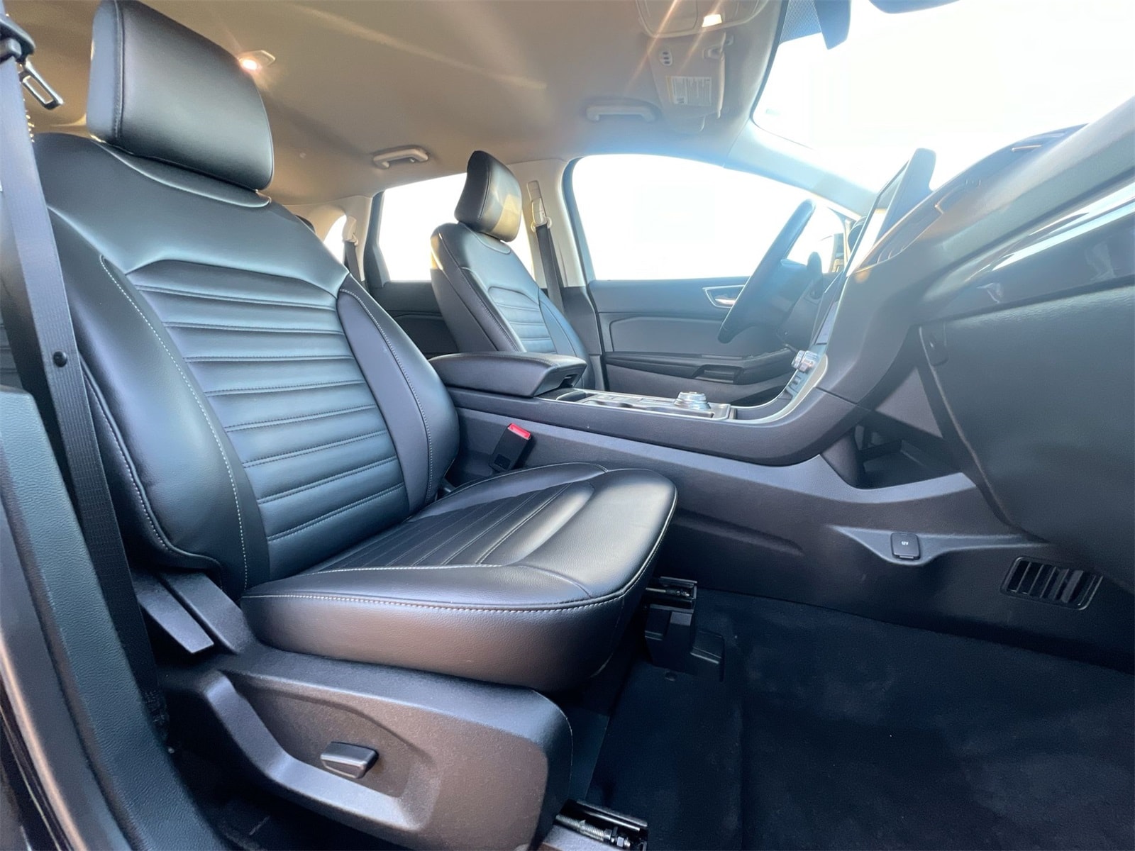 Thumbnail: 2023 Ford Edge - 21