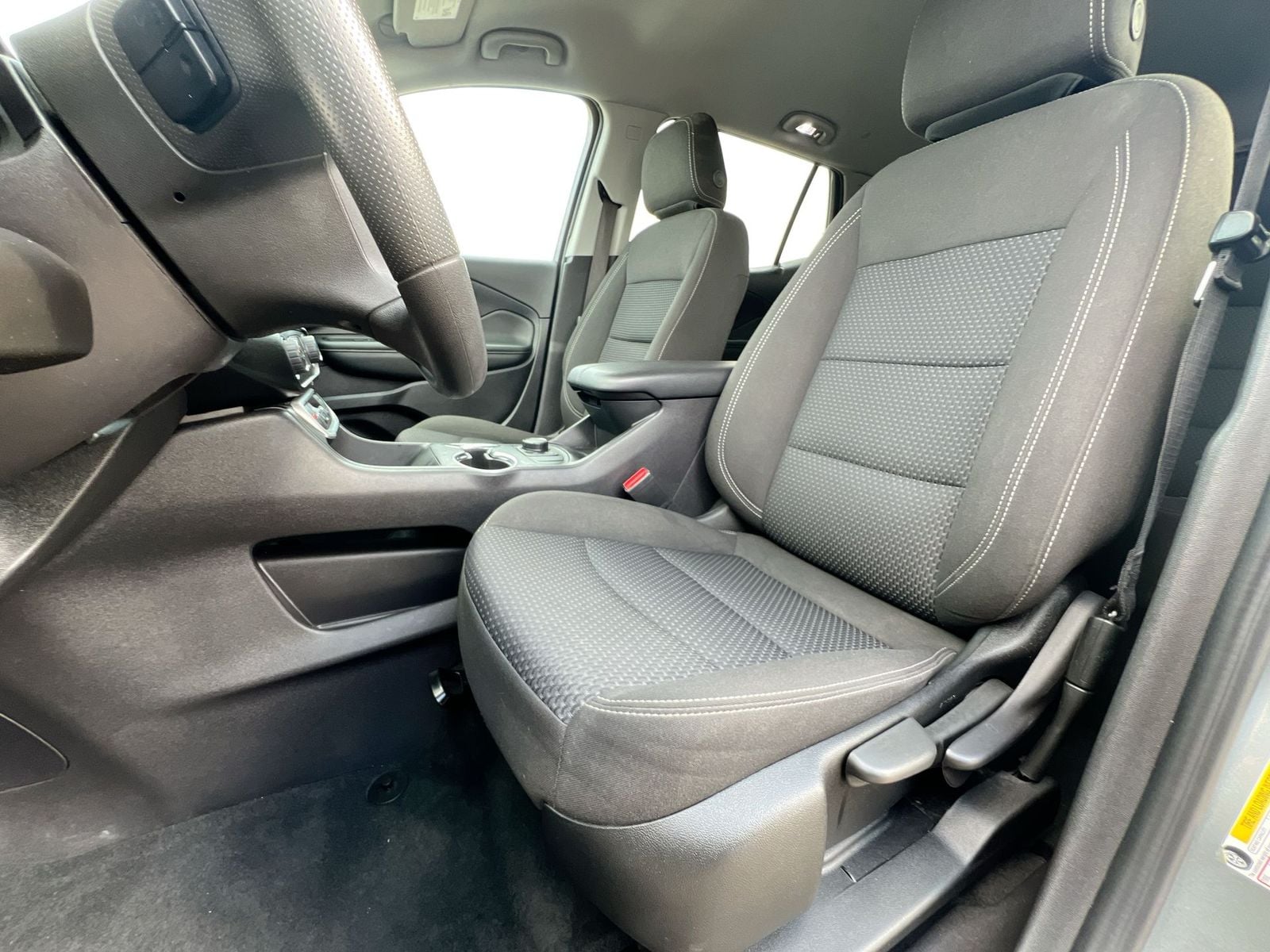 Thumbnail: 2024 GMC Terrain - 16