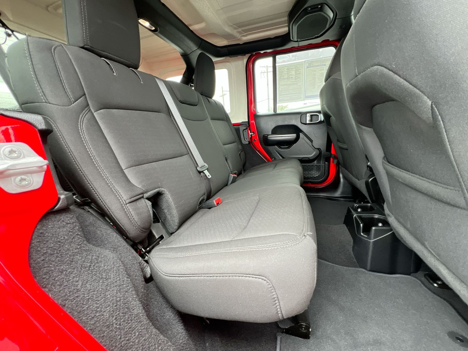 Thumbnail: 2020 Jeep Wrangler - 20