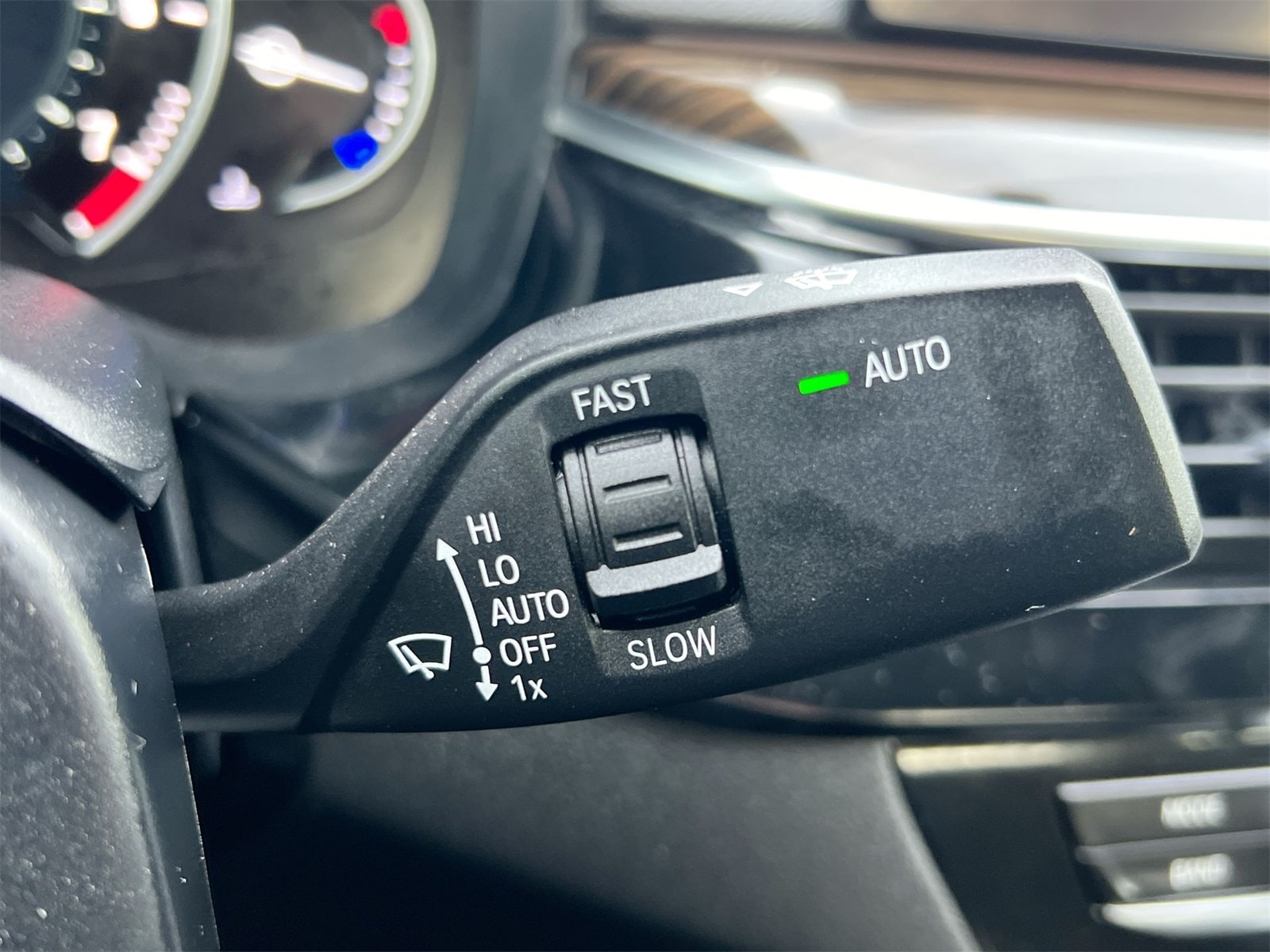 Thumbnail: 2018 BMW 5 Series - 25